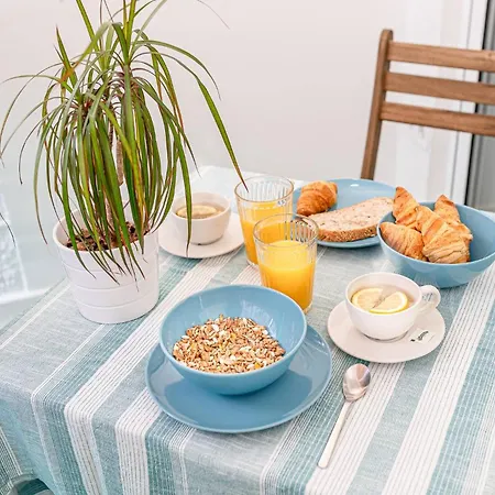 Vivendos - Tr10 - Miramar Appartement