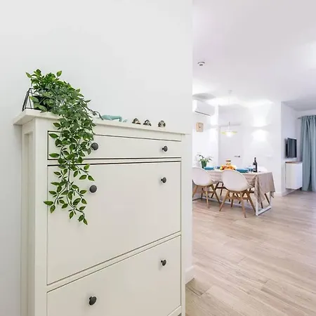 Vivendos - Tr10 - Miramar Apartment *